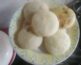 A picture of step 16 of Suji ki kachodi.