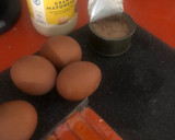 Foto del paso 1 de la receta: Huevos rellenos de surimi y atún