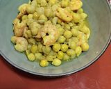 Foto del paso 3 de la receta: Garbanzos con langostinos