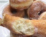 Gambar langkah 4 resipi Donat lembut.