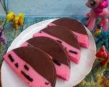Foto langkah ke 4 dari resep Puding Coklat Strawberry Oreo.