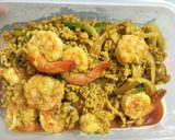 รูปขั้นตอนการทำที่ 4 ของ กุ้งผัดผงกะหรี่