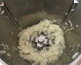 Foto del paso 1 de la receta: Calamares con patatas Thermomix para 2