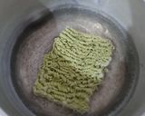 Foto langkah ke 1 dari resep Mi Instan Sayur Rendah Kalori.