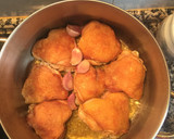 Foto del paso 1 de la receta: Pollo guisado con salsa