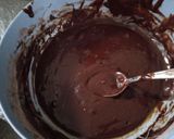 Foto langkah ke 2 dari resep Cup cake coklat (6 bhn tanpa pengembang).