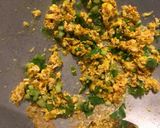 Foto langkah ke 2 dari resep Nasi Goreng Kuning.