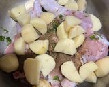 Foto del paso 3 de la receta: Pollo con Papas un almuerzo ideal