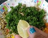 हिरव्या मुगाचे सलाद (कडधान्य) (Green Moong Salad Recipe In Marathi) रेसिपी स्टेप 3 फोटो 