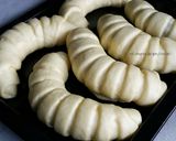Foto langkah ke 4 dari resep Roti Manis / Sweet Bread.