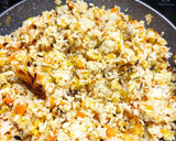 Foto del paso 4 de la receta: Arroz frito con puerro y zanahoria