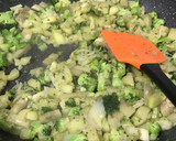 Foto del paso 1 de la receta: Garbanzos al curry con verduras