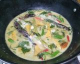 Foto langkah ke 7 dari resep 80. Lodeh Jantung Ikan Asap.