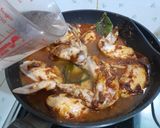 Foto langkah ke 3 dari resep Gulai Pedas Sayap Ayam Nanas.