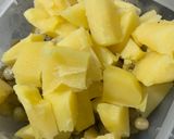 Hình bước làm 1 của món Cơm Cà ri Gà Kiểu Nhật