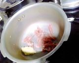 A picture of step 1 of Beef chilli gravy (pakistani style).