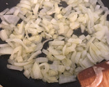 Foto del paso 2 de la receta: Albóndigas en salsa de tomates (con tomate seco)