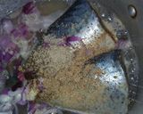 A picture of step 1 of Fish sauce.