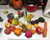 Foto del paso 1 de la receta: Ensalada de frutas multicolor