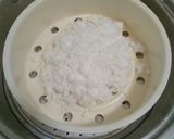 Foto langkah ke 2 dari resep Putu Cangkir Makassar.