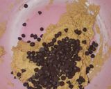 Foto langkah ke 4 dari resep Cokelat Chips Soft Cookies.
