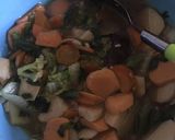 Foto langkah ke 2 dari resep Capcay baso ayam.