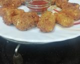 A picture of step 8 of Jaipur's Saras Parlour's Paneer Pakoda.