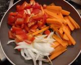 Foto del paso 3 de la receta: Pizza de lo que haya