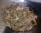 Foto langkah ke 1 dari resep Sambal teri ulek.