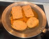 A picture of step 7 of Tawa Paneer Steak on Garlic Rice with Vegetarian 🌱 🍅Gravy ~Unique Party Fusion🥳😋❣️.