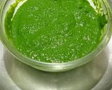 A picture of step 2 of Spinach Rava Uttapam.
