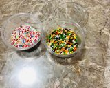 A picture of step 1 of Halloween Cupcakes 🧁.