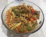 Foto del paso 5 de la receta: Salteado de fideos con vegetales