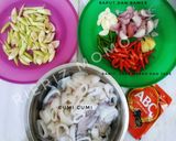 Foto langkah ke 1 dari resep Cumi pindang sereh.