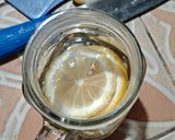 Foto langkah ke 4 dari resep Es Sirup Pandan Lemon.