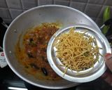 A picture of step 9 of Sev Tamatar ki Sabzi.