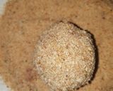 A picture of step 5 of Egg roll.
