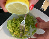 Foto del paso 3 de la receta: Guacamole (sin cebolla)