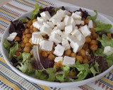 Foto del paso 5 de la receta: Ensalada de garbanzos fritos en airfryer