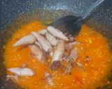 Foto langkah ke 6 dari resep Cumi Asin dan Otak-Otak Balado.