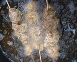A picture of step 4 of Sesame Fried Chicken (Tiloon wala Chicken).