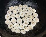 Foto langkah ke 4 dari resep Banana Pancake.