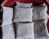 Foto langkah ke 4 dari resep Martabak Mie Jamur.