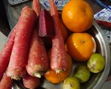 गाजर किन्नू जूस (Gajar kinu juice recipe in Hindi) रेसिपी चरण 1 फोटो