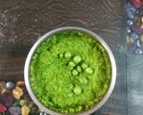 A picture of step 1 of Hari Matar ki Daal.