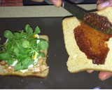 Foto del paso 4 de la receta: Sándwich de pollo asado, queso brie y dulce de higos
