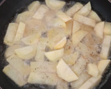 Foto del paso 1 de la receta: Huevos rotos con chorizo criollo