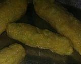 A picture of step 7 of Besan lauki ke gatte.