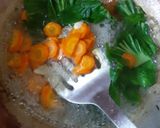 Foto langkah ke 2 dari resep Menu Sarapan Diet: Pokcoy Orak-Arik.