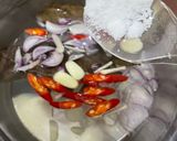 Foto langkah ke 4 dari resep Sayur Bening Timun Wortel Soun.